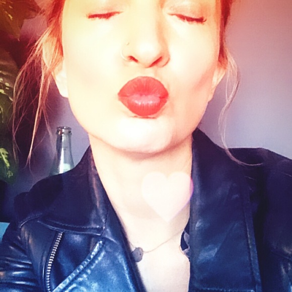 Meet your Posher, Jennalee - Picture 1 of 1